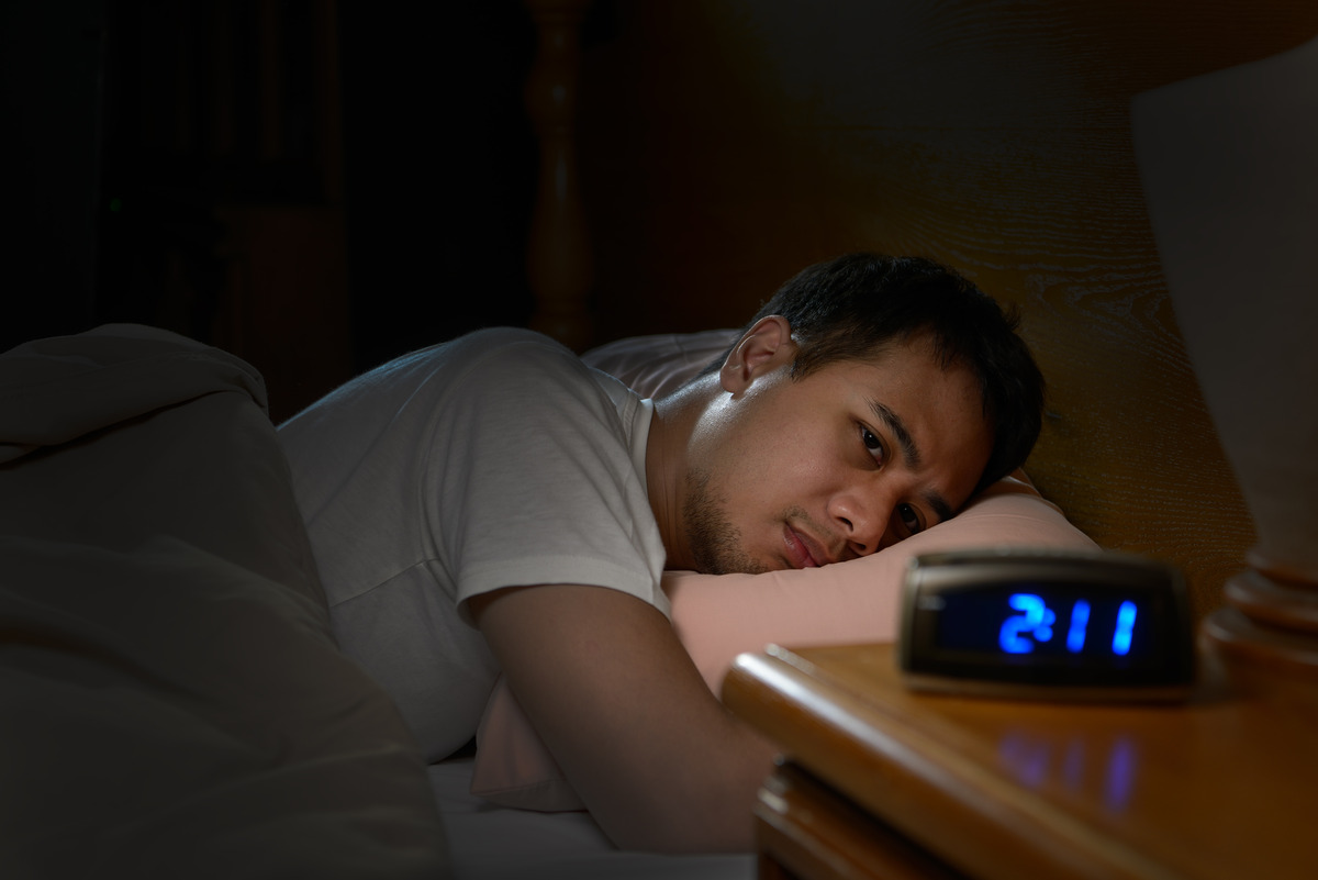 does lack of sleep cause weight gain